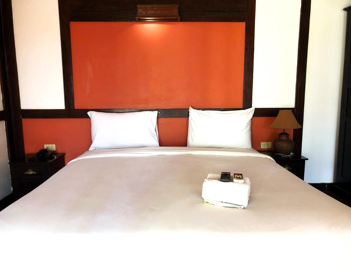 Sutus Court 7 Hotell Pattaya Eksteriør bilde