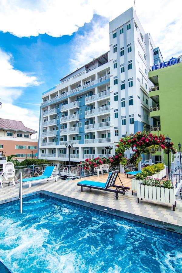Sutus Court 7 Hotell Pattaya Eksteriør bilde